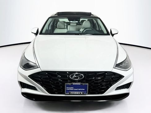 Certified 2022 Hyundai Sonata Limited w/ Cargo Package FWD image 2