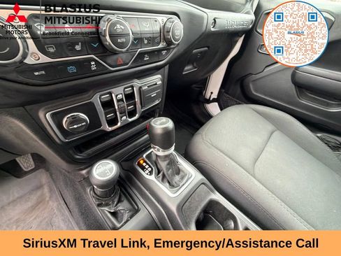 Used 2023 Jeep Wrangler Unlimited w/ Sun & Screen Package AWD/4WD image 34