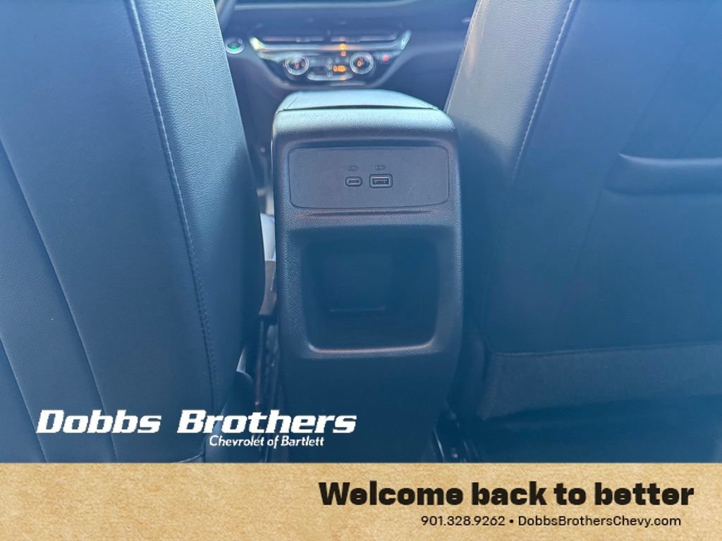 Used 2024 Buick Envista Sport Touring w/ Convenience I Package FWD image 35