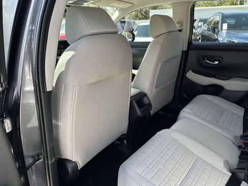 New 2026 Honda HR-V LX image 12