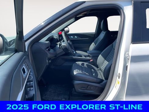 New 2025 Ford Explorer ST-Line w/ Premium Package image 9
