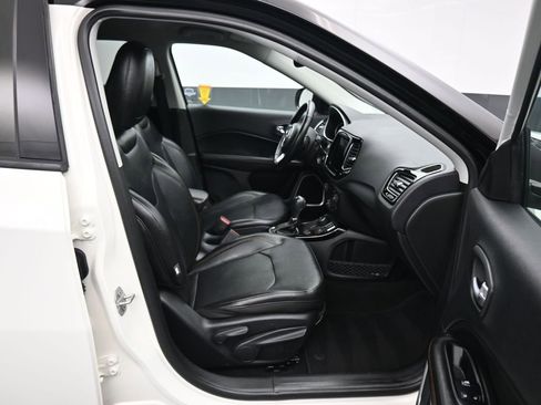 Used 2020 Jeep Compass Limited image 37