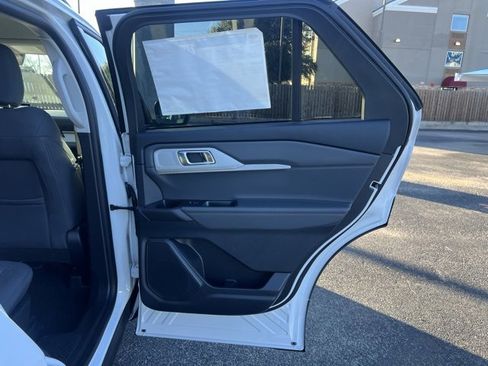 New 2026 Ford Explorer Active image 19