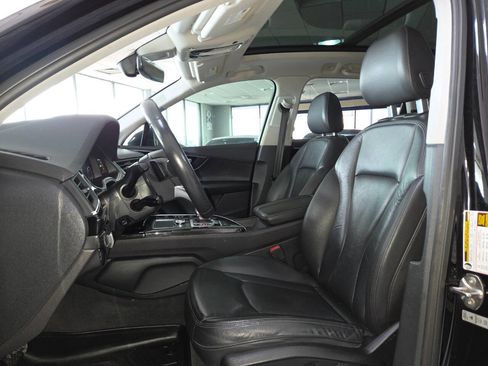 Used 2019 Audi Q7 3.0T Premium Plus AWD/4WD image 18