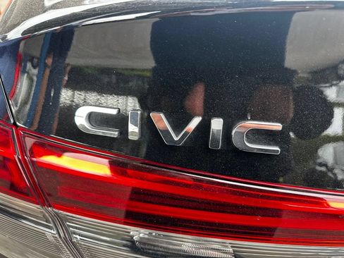 Used 2023 Honda Civic Sport image 26