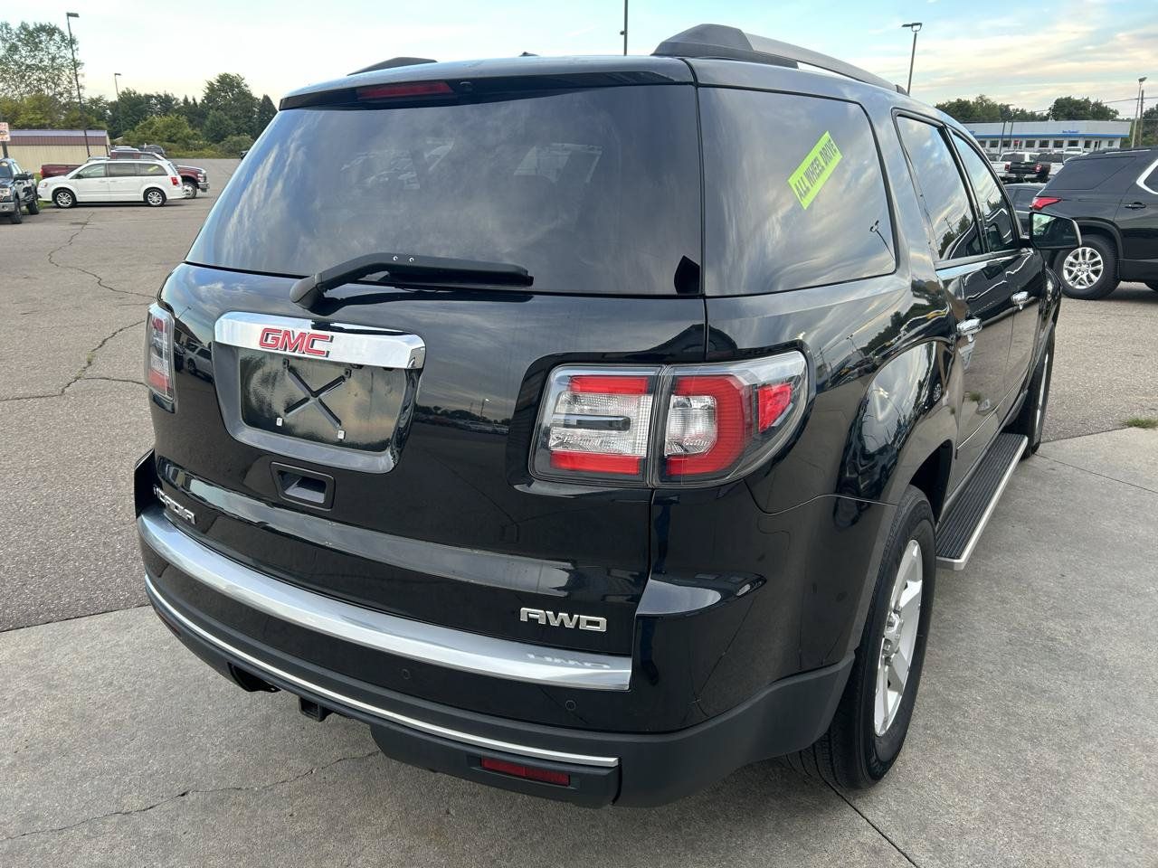 Used 2015 GMC Acadia SLE AWD/4WD image 5