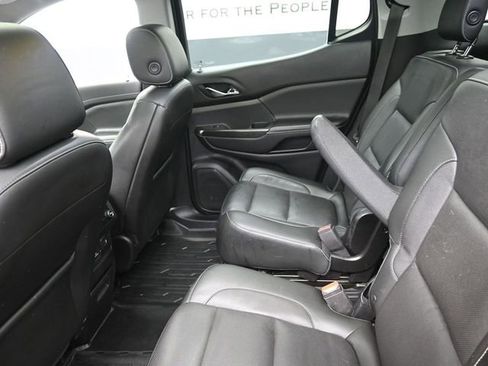 Used 2019 GMC Acadia SLT image 23