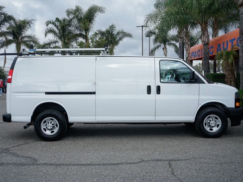 Used 2023 Chevrolet Express 2500 Extended w/ Driver Convenience Package RWD image 11