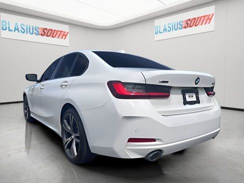Used 2023 BMW 330i xDrive Sedan w/ Driving Assistance Package AWD/4WD image 5