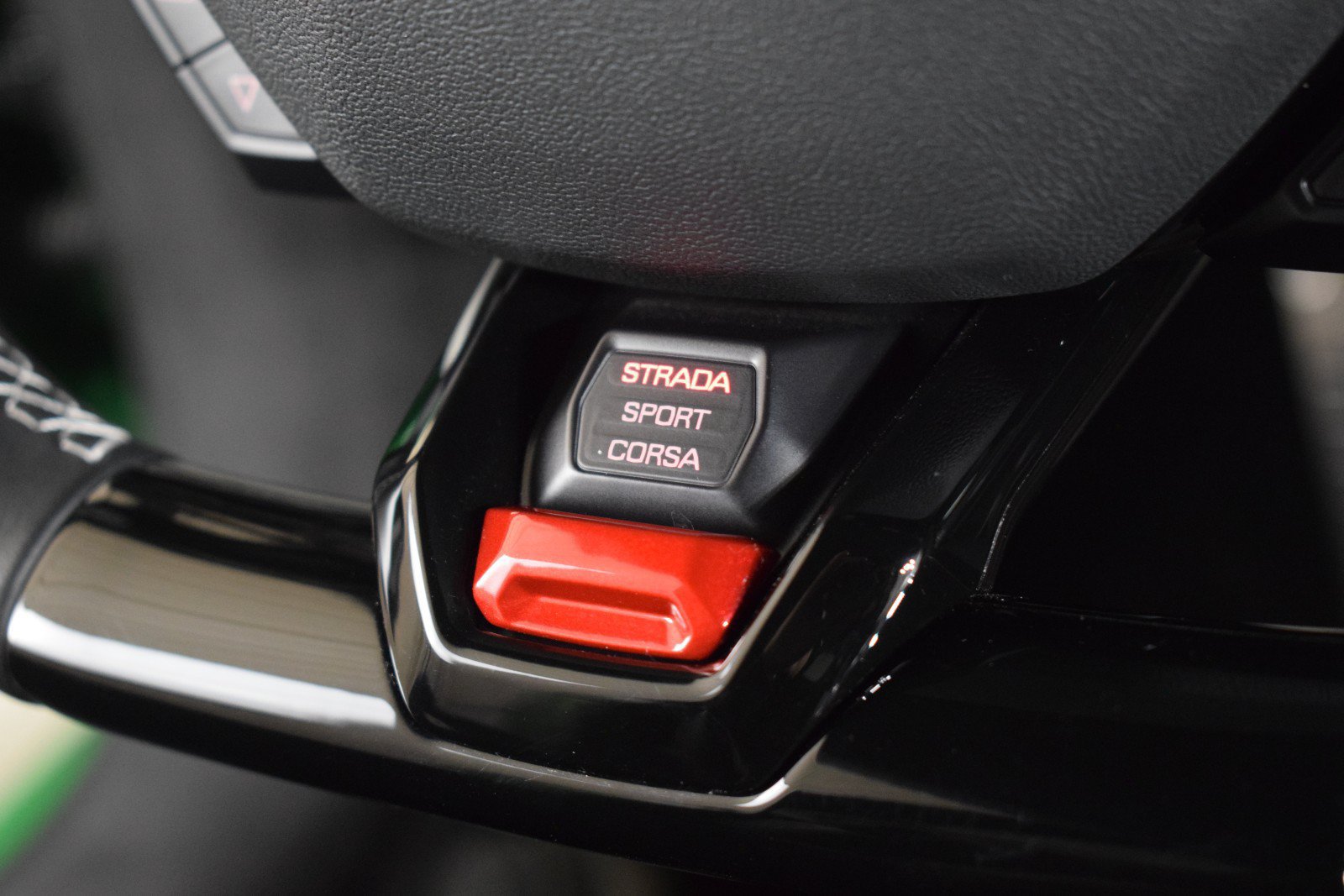 Used 2023 Lamborghini Huracan Tecnica RWD image 23