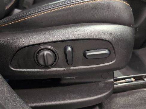 Used 2019 Chevrolet Equinox Premier AWD/4WD image 28