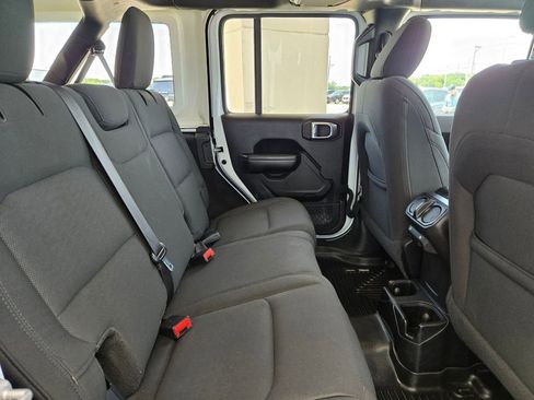 Used 2020 Jeep Wrangler Unlimited Sport S AWD/4WD image 23