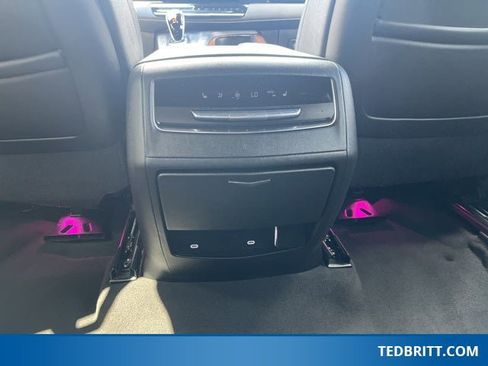 Used 2021 Cadillac Escalade ESV Luxury image 22