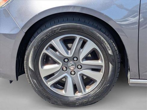 Used 2015 Honda Odyssey Touring Elite image 25