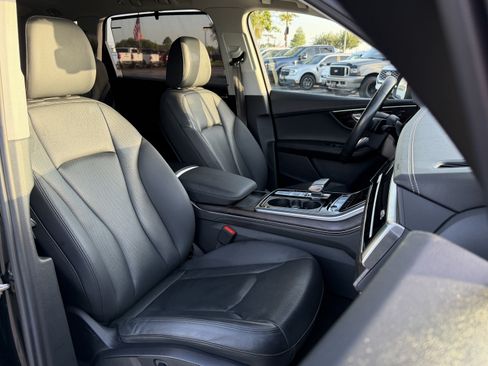 Used 2023 Audi Q7 3.0T Prestige w/ Prestige Package AWD/4WD image 23