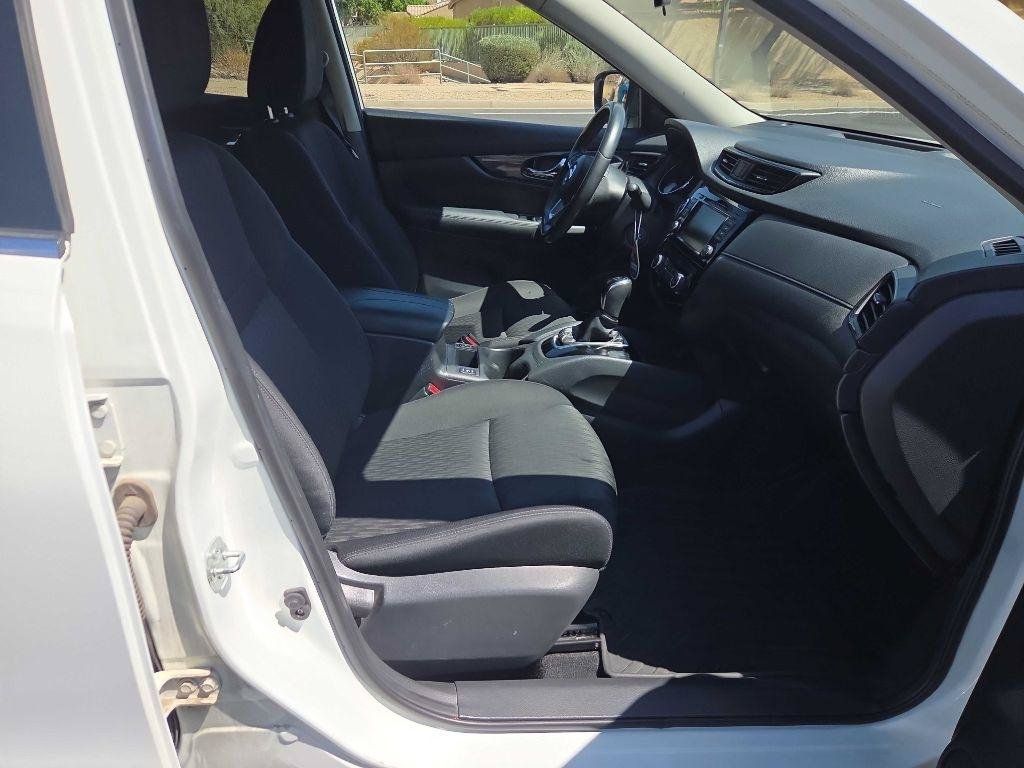 Used 2018 Nissan Rogue SV FWD image 20