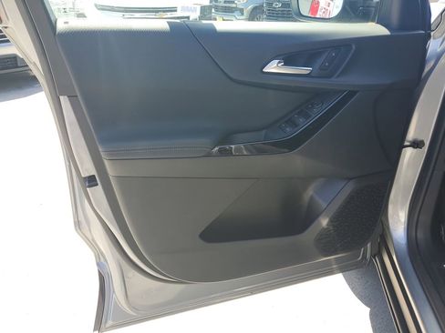 New 2026 Chevrolet Equinox LT w/ Safety and Technology Package FWD image 19