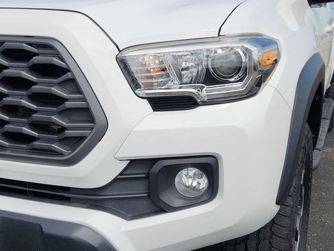 Used 2020 Toyota Tacoma TRD Off-Road image 12