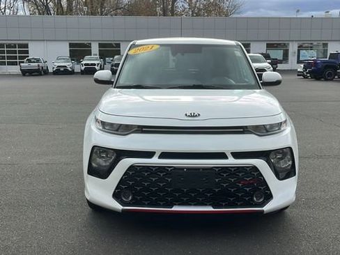 Used 2021 Kia Soul GT-Line image 2