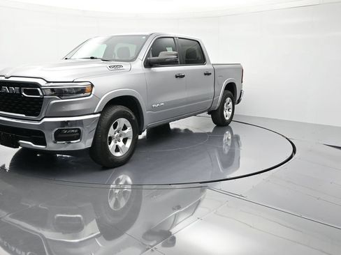 Used 2025 RAM 1500 Big Horn AWD/4WD image 1