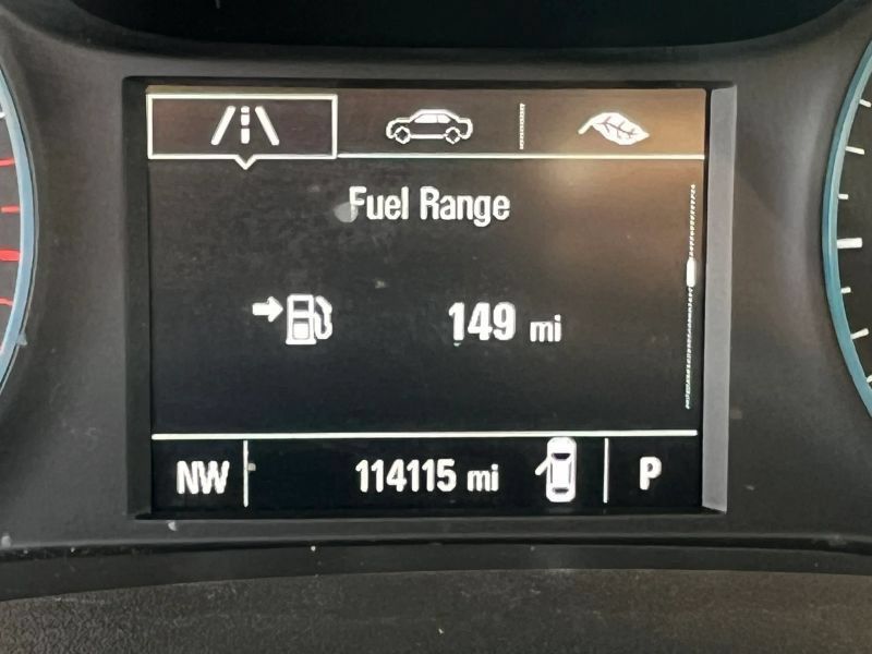 Used 2017 Chevrolet Cruze Premier FWD image 31