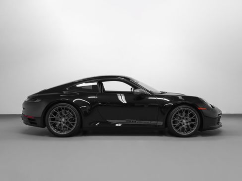 Certified 2024 Porsche 911 Carrera T RWD image 13