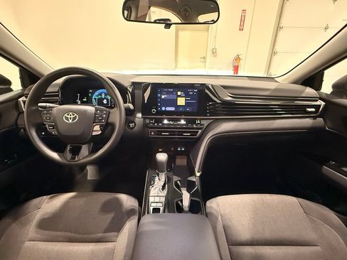 Used 2025 Toyota Camry LE FWD image 26