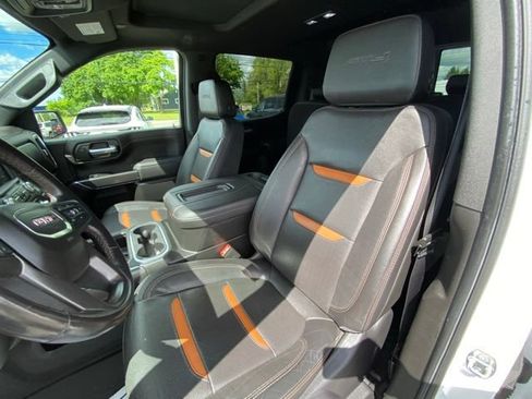 Used 2021 GMC Sierra 1500 AT4 w/ AT4 Premium Package AWD/4WD image 10
