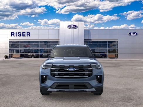 New 2026 Ford Explorer Active w/ Active Comfort Package RWD image 6