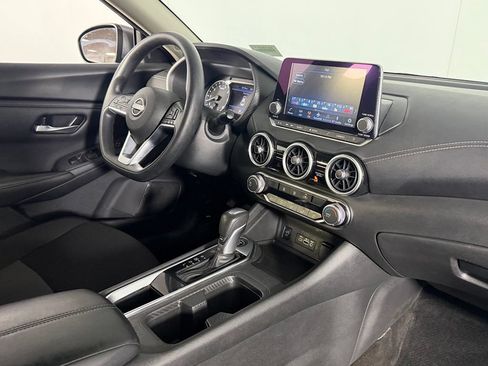 Used 2025 Nissan Sentra SV FWD image 29
