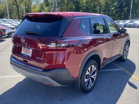 Used 2023 Nissan Rogue SV image 8