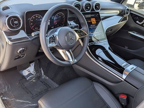 Used 2026 Mercedes-Benz GLC 300 4MATIC image 10
