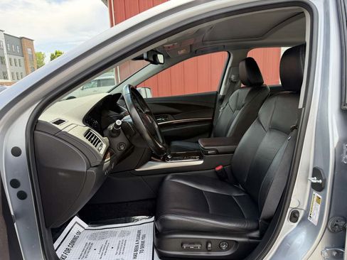 Used 2016 Acura RLX w/ Technology Package FWD image 9