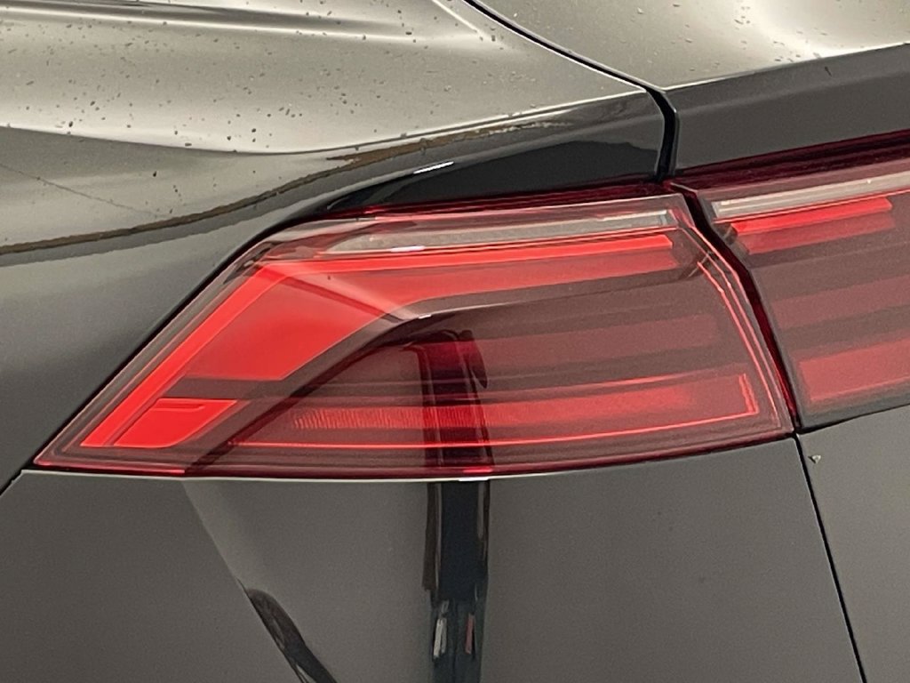 Certified 2025 Audi Q8 Premium w/ Black Optic Package AWD/4WD image 16