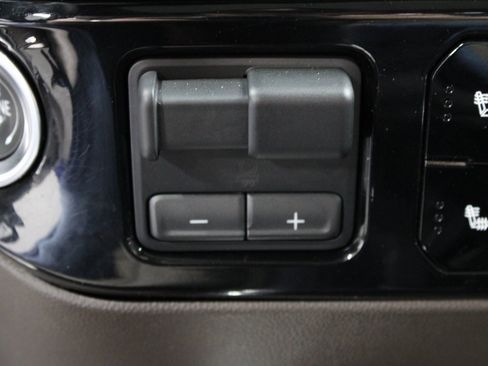 Used 2024 Chevrolet Silverado 1500 LT Trail Boss image 65