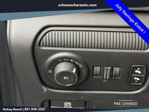 Used 2023 Jeep Grand Wagoneer Series II AWD/4WD image 28