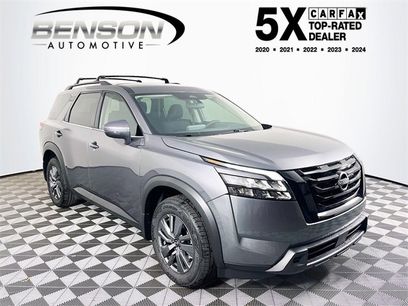 New 2025 Nissan Pathfinder SV
