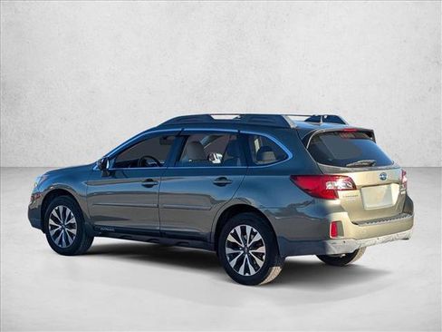 Used 2017 Subaru Outback 2.5i Limited image 7