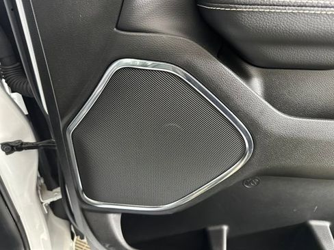 Used 2024 RAM 1500 Laramie image 29