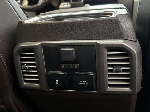 Used 2019 Ford F150 Limited image 24