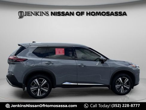 Certified 2023 Nissan Rogue Platinum w/ Platinum Premium Package image 2