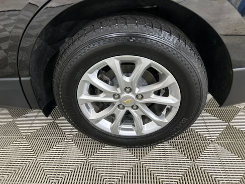 Used 2020 Chevrolet Equinox LS image 10