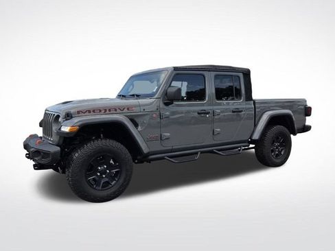 Used 2023 Jeep Gladiator Mojave w/ Trailer Tow Package AWD/4WD image 5