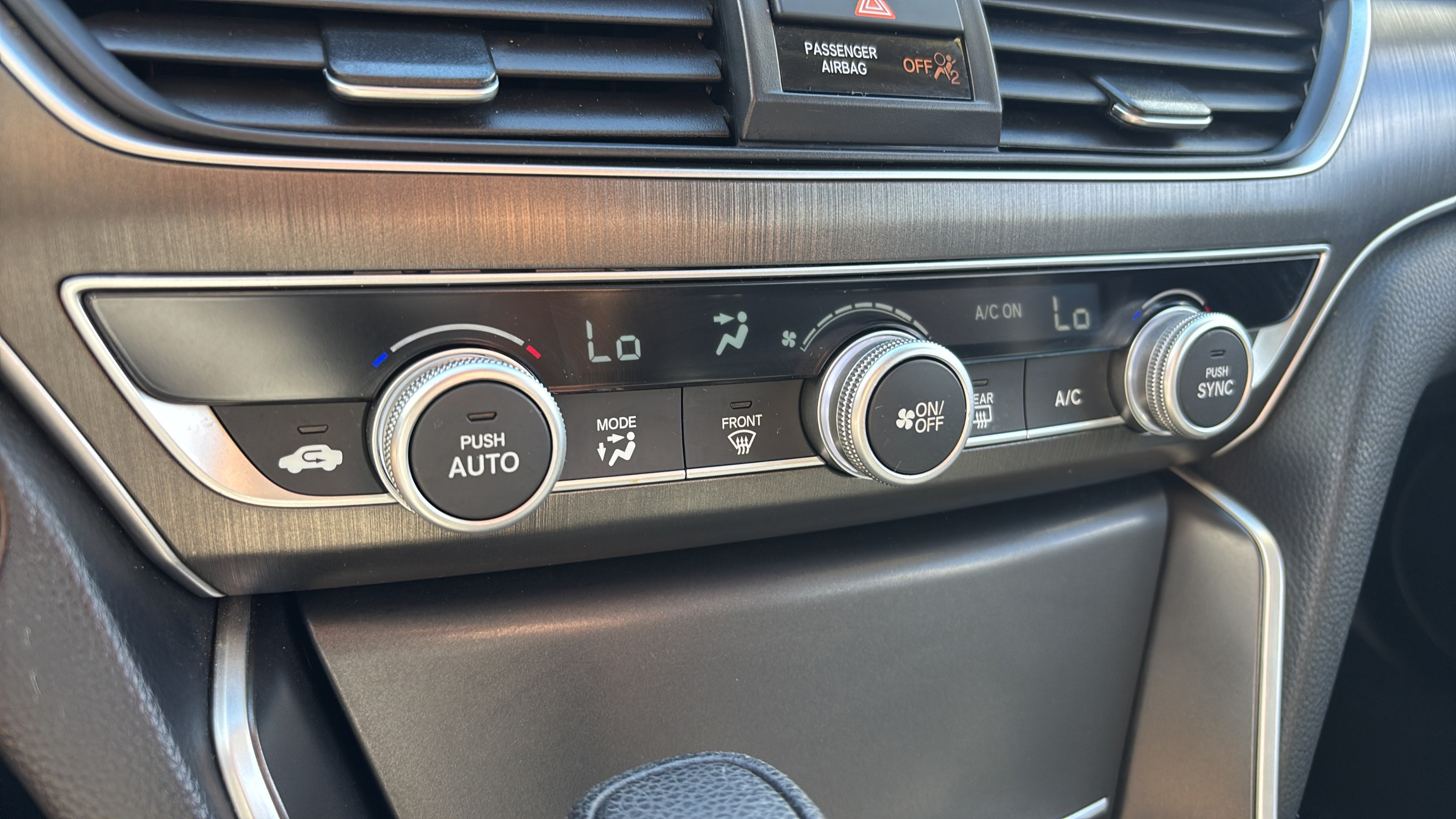 Certified 2021 Honda Accord LX image 3