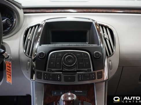 Used 2010 Buick LaCrosse CX FWD image 13