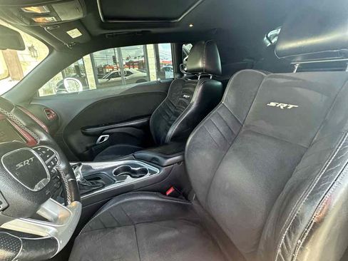 Used 2016 Dodge Challenger SRT w/ Technology Group RWD image 11