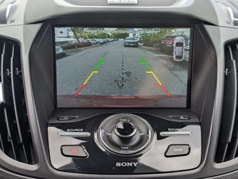 Used 2018 Ford Escape Titanium w/ Ford Safe & Smart Package AWD/4WD image 28