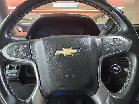 Used 2015 Chevrolet Suburban LTZ image 33