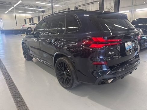 Used 2025 BMW X5 xDrive40i w/ M Sport Package AWD/4WD image 7