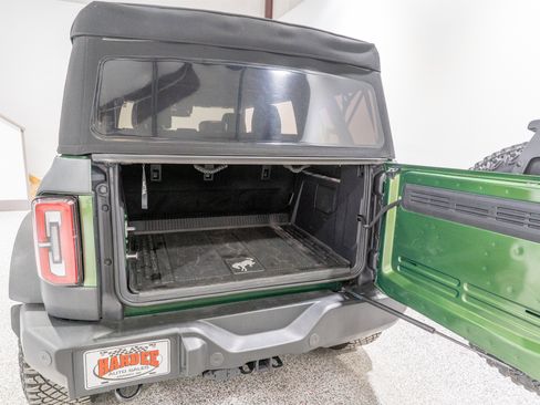 Used 2023 Ford Bronco Wildtrak AWD/4WD image 35